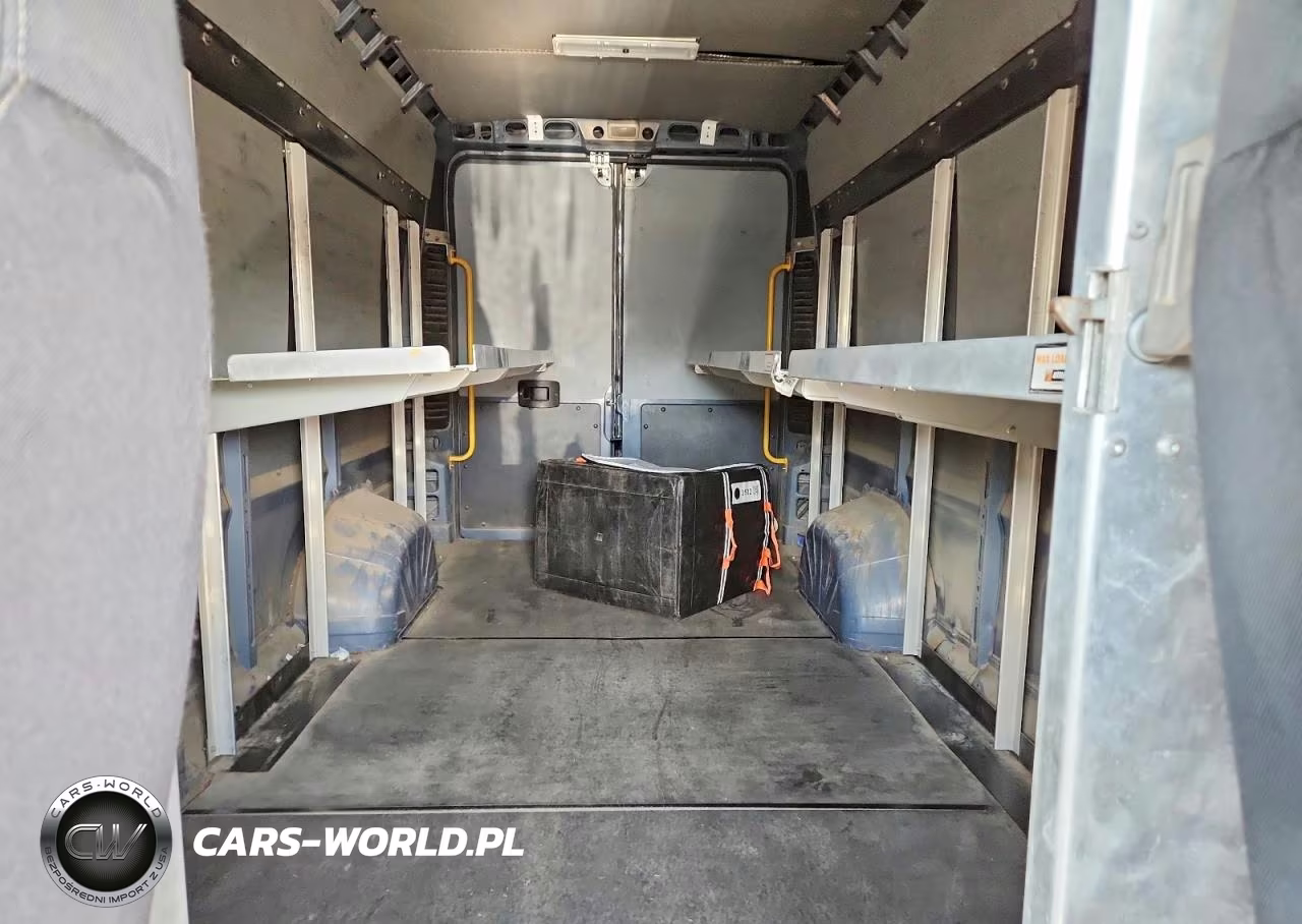 2020 Ram Promaster 3500 Delivery Van VIN:3C6URVJG1LE128881 - 10
