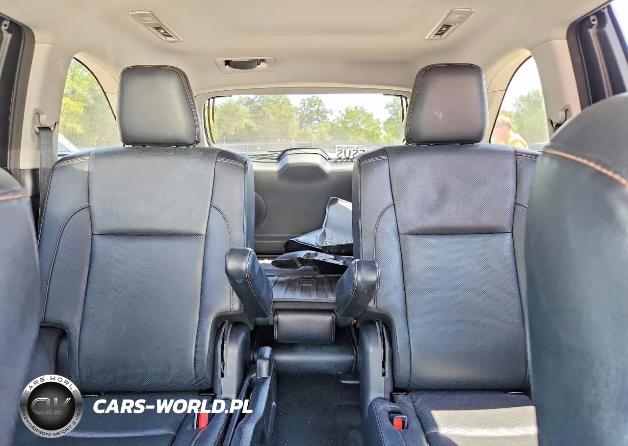 2018 Toyota Highlander Limited VIN:5TDDZRFH7JS826853 - 10
