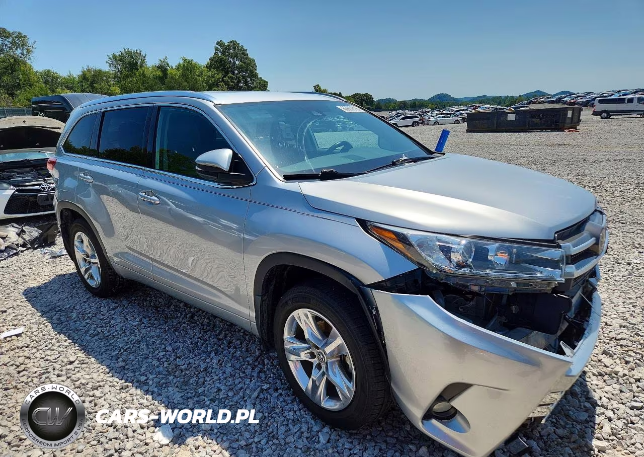 2018 Toyota Highlander Limited VIN:5TDDZRFH7JS826853 - 4