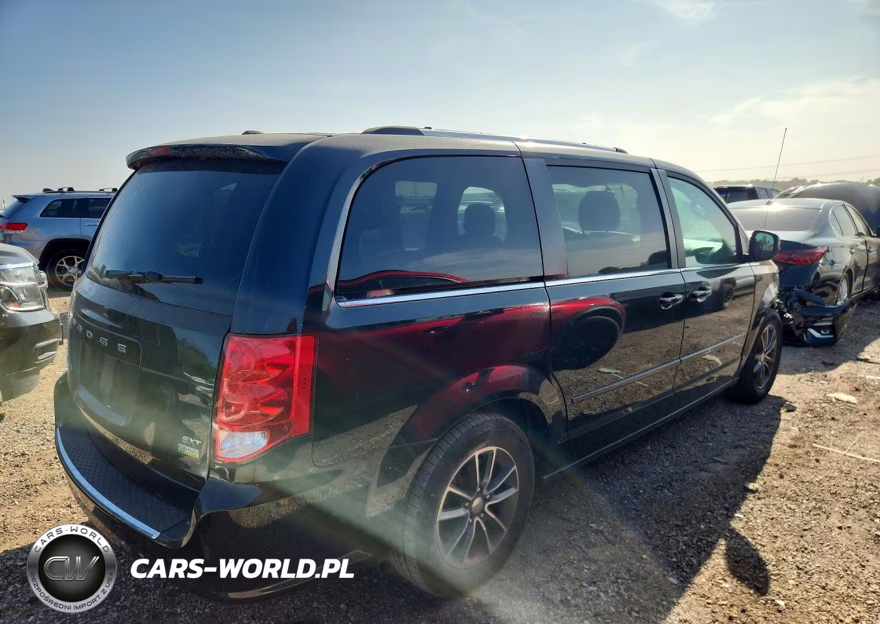 2017 Dodge Grand Caravan Sxt VIN:2C4RDGCG2HR856348 - 3
