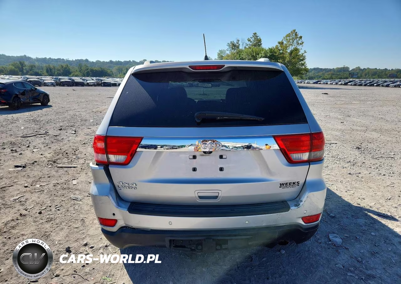 2012 Jeep Grand Cherokee Laredo VIN:1C4RJFAG0CC208577 - 6
