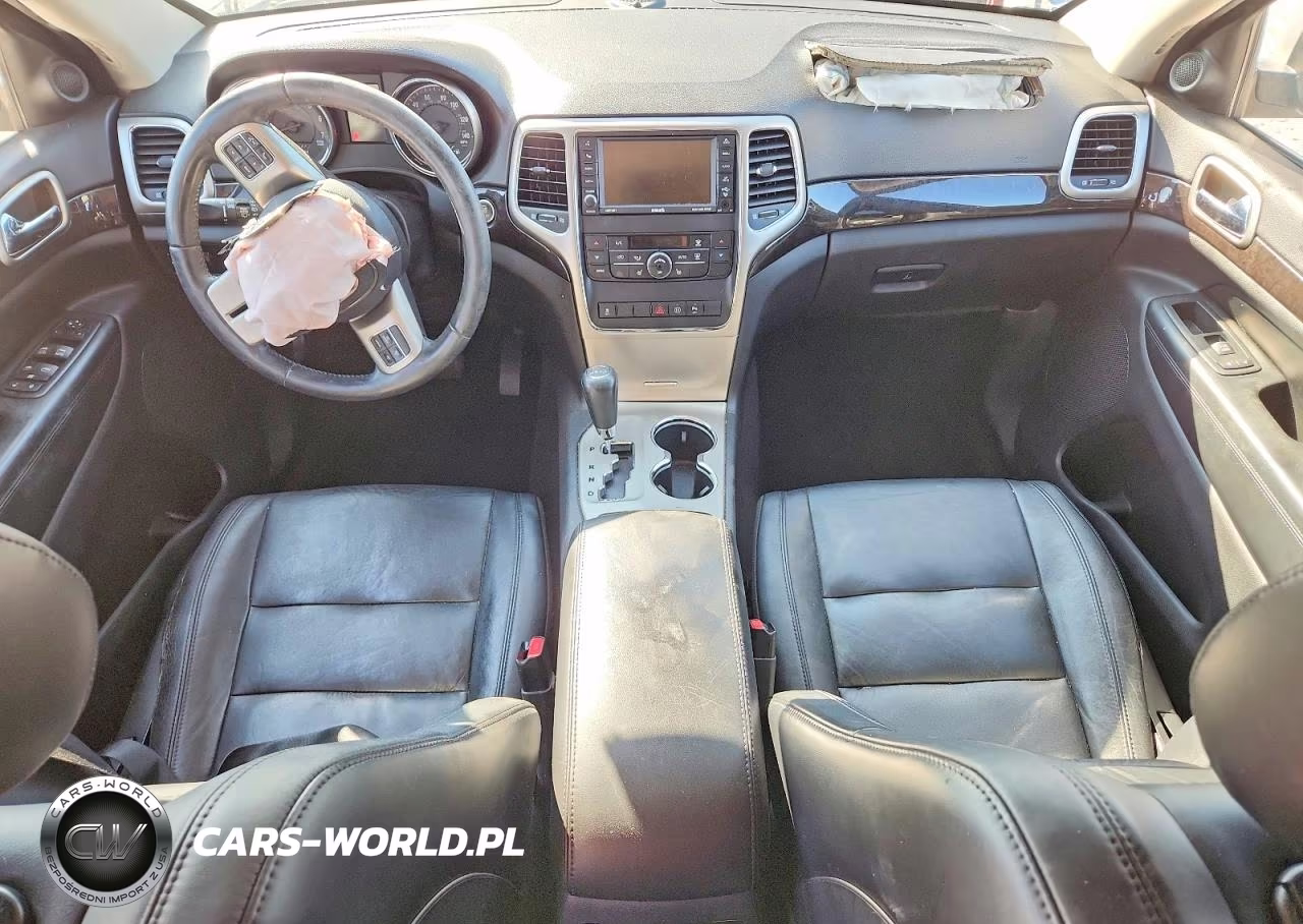 2012 Jeep Grand Cherokee Laredo VIN:1C4RJFAG0CC208577 - 8