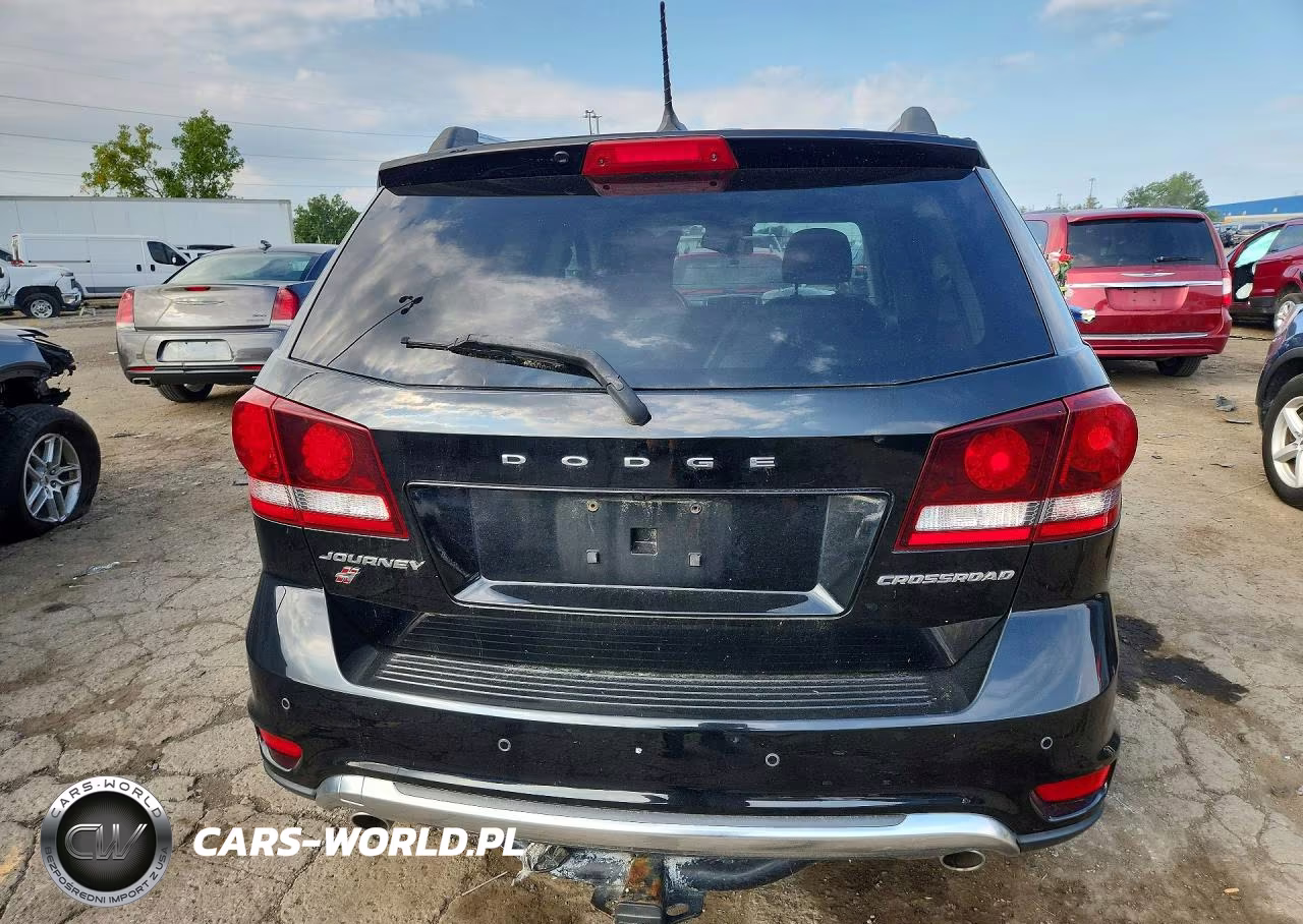 2018 Dodge Journey Crossroad VIN:3C4PDDGG6JT359354 - 6