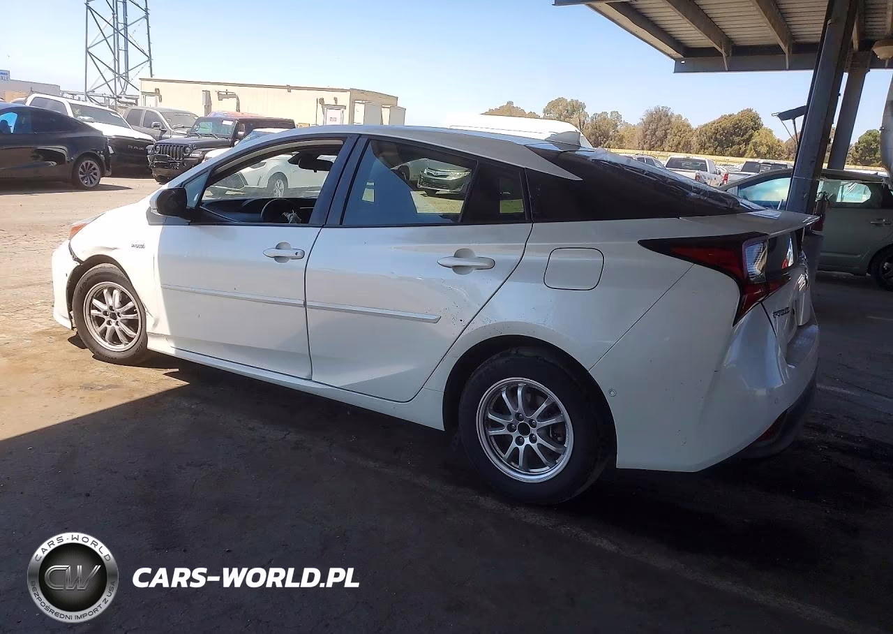 2019 Toyota Prius Le VIN:JTDKARFU7K3076255 - 2
