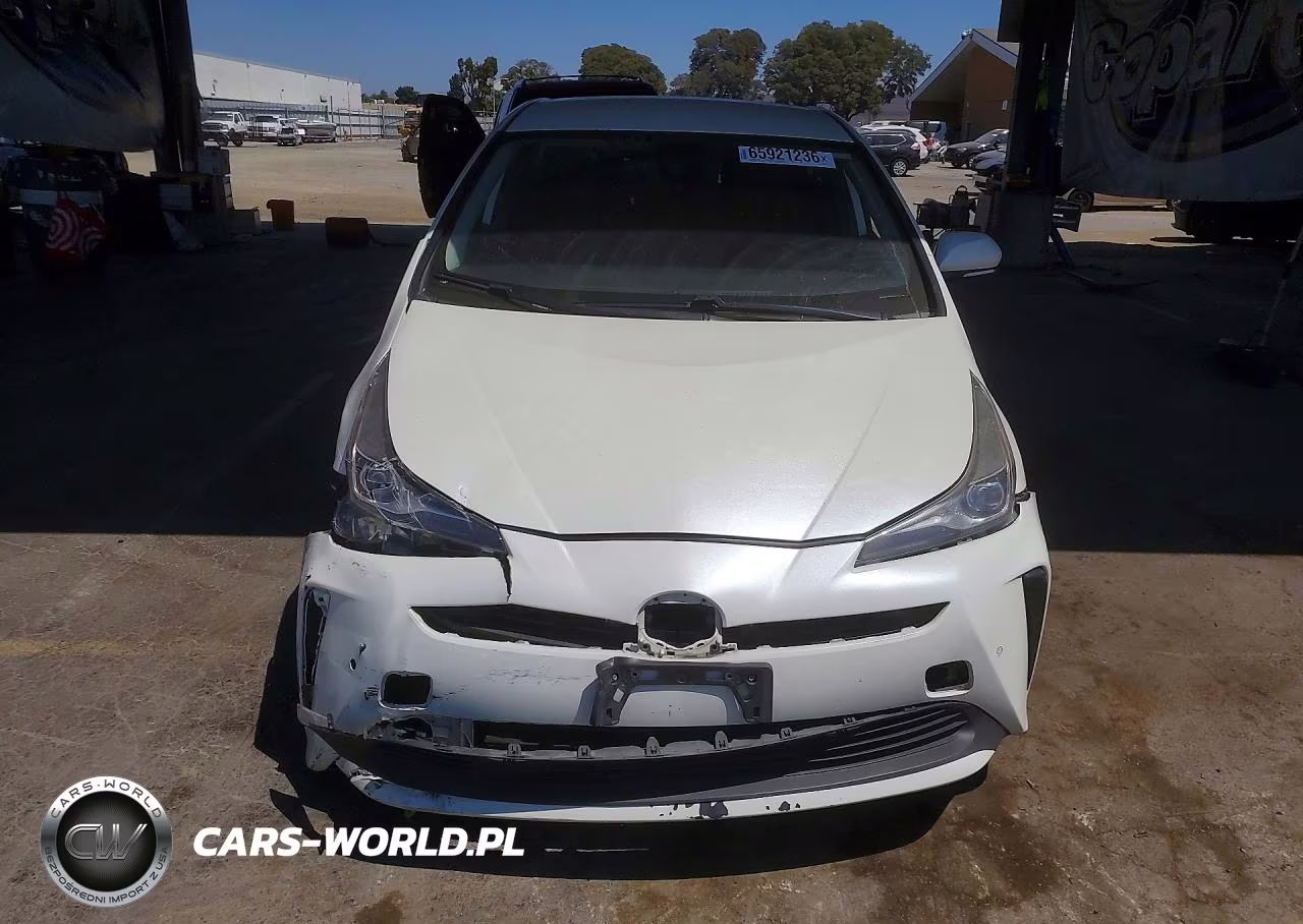 2019 Toyota Prius Le VIN:JTDKARFU7K3076255 - 5