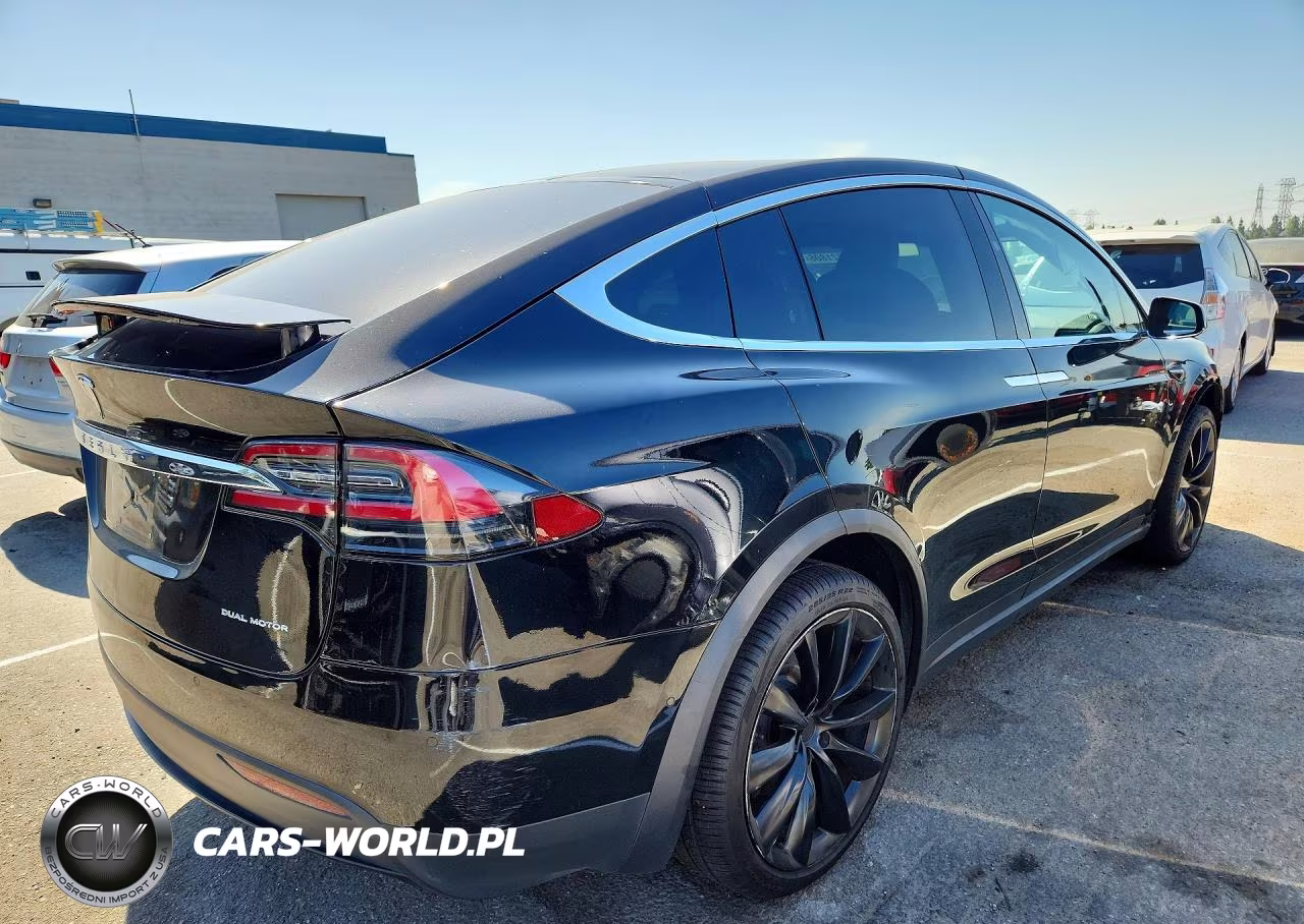 2020 Tesla Model X VIN:5YJXCAE24LF247579 - 3