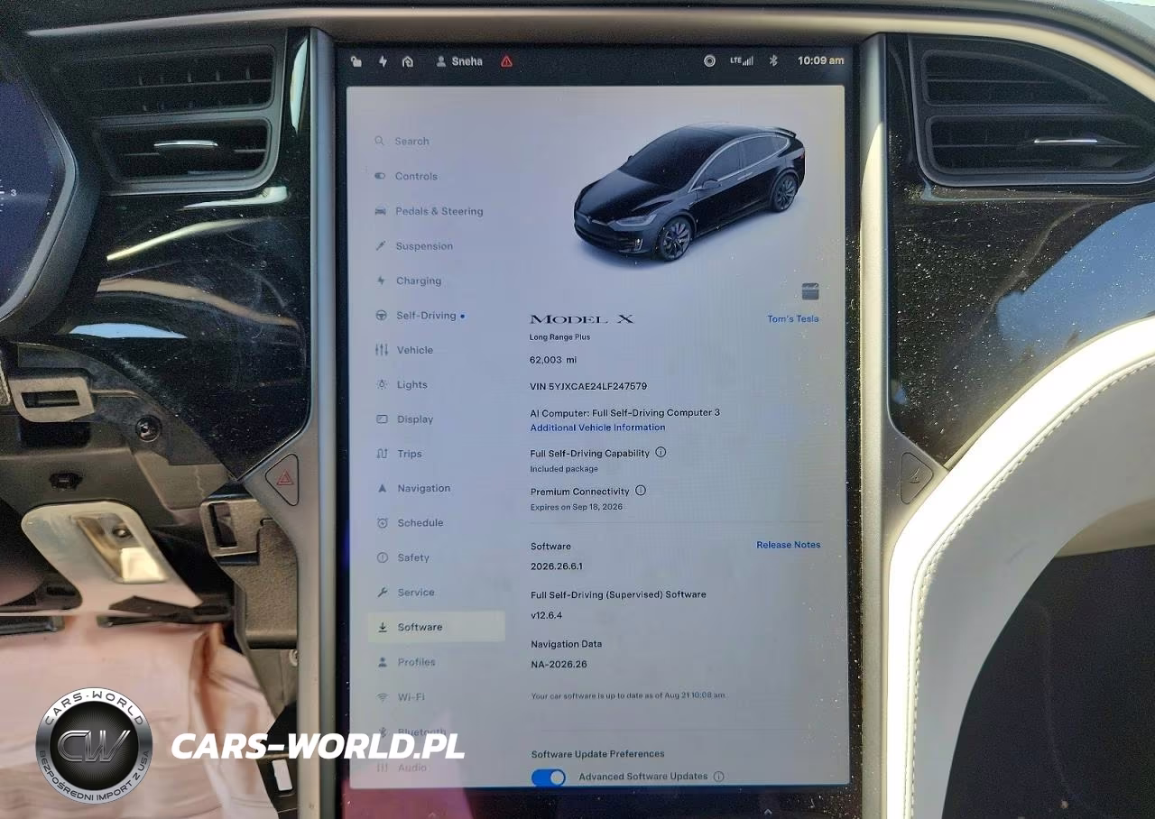 2020 Tesla Model X VIN:5YJXCAE24LF247579 - 9