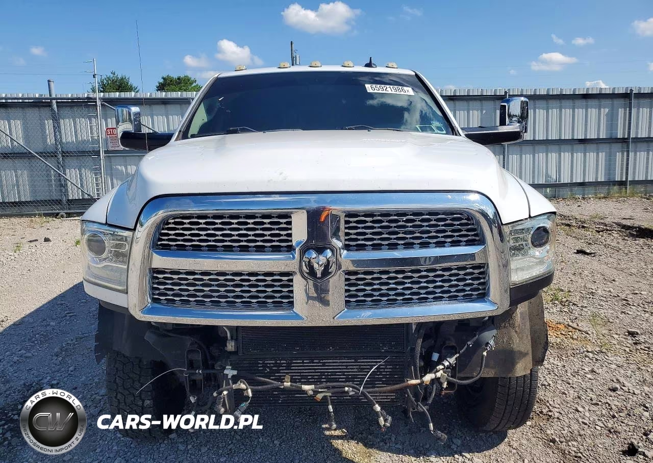 2017 Ram 3500 Laramie VIN:3C63RRML5HG597429 - 5