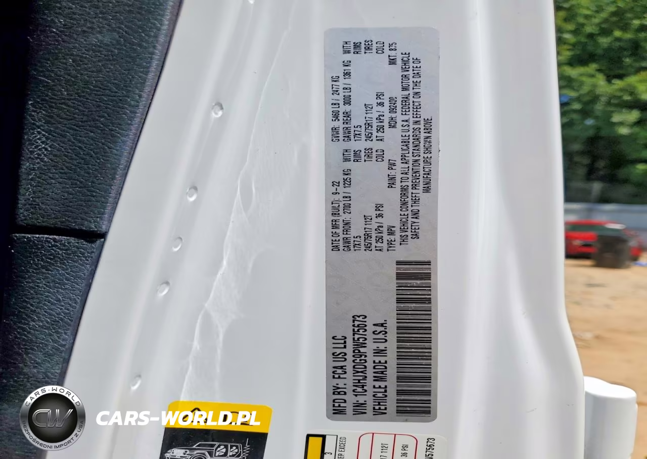 2023 Jeep Wrangler Sport VIN:1C4HJXDG9PW575673 - 12
