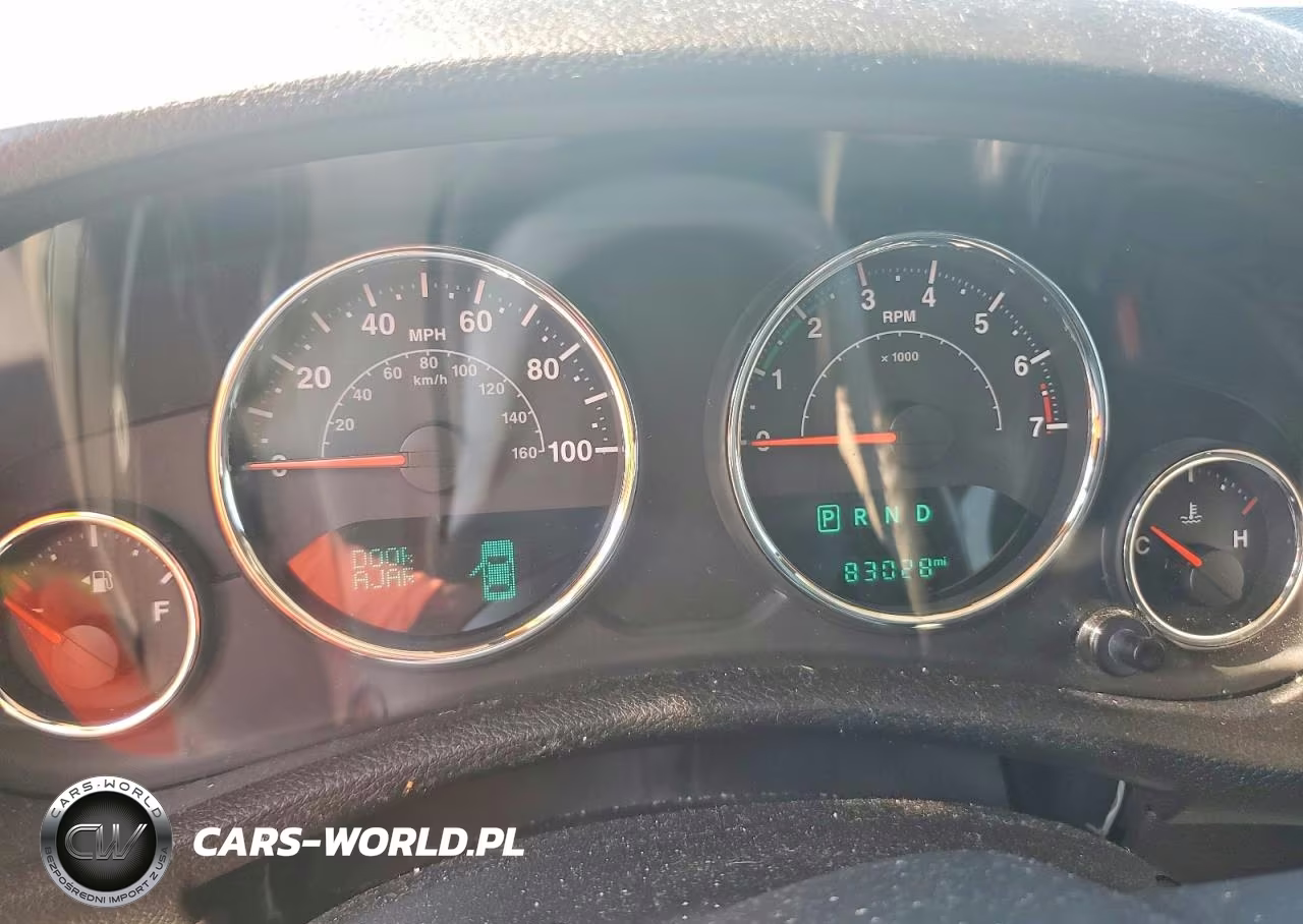 2017 Jeep Wrangler Unlimited Sport VIN:1C4BJWDGXHL685179 - 9