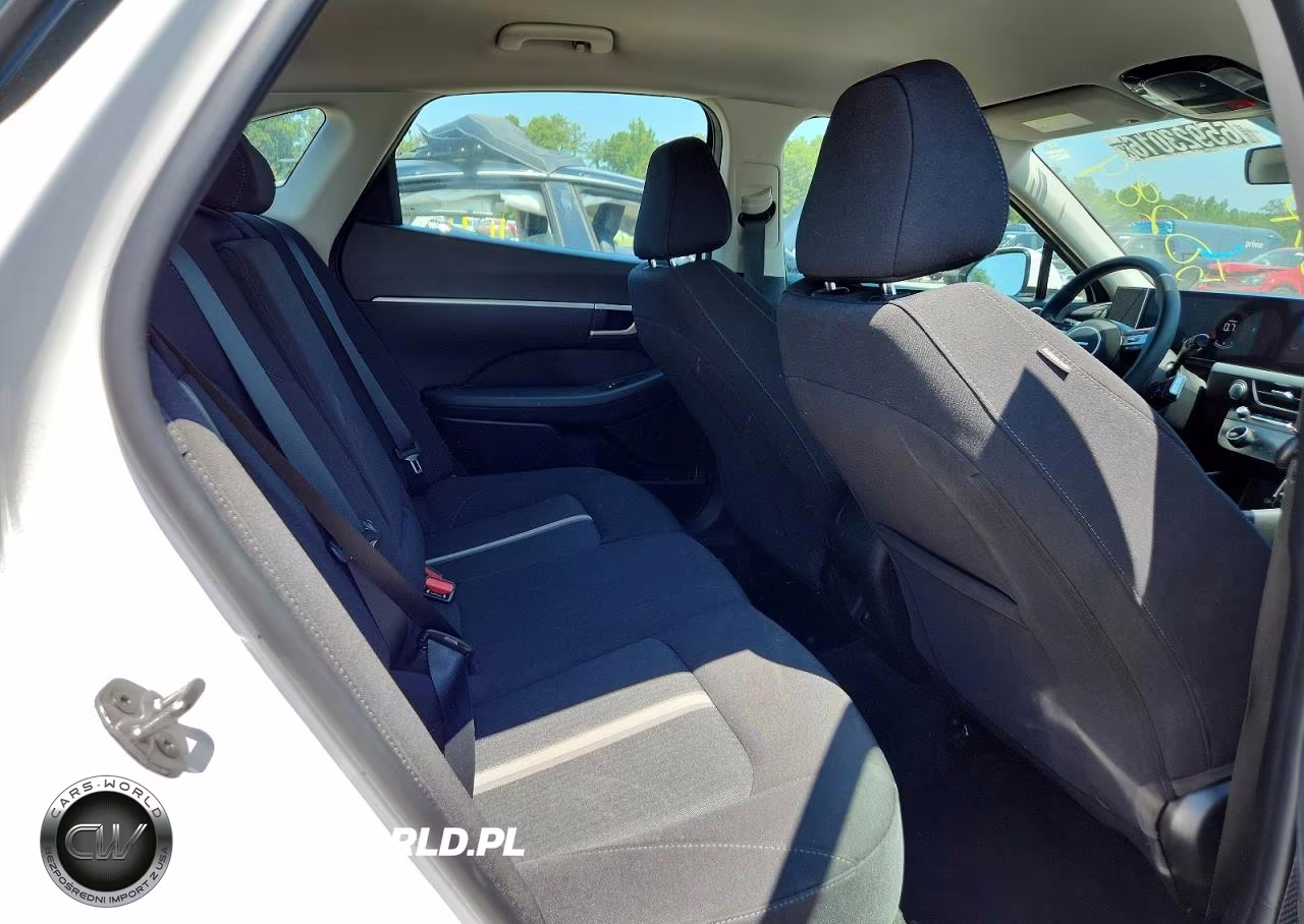 2025 Hyundai Sonata Sel VIN:KMHL64JA4SA450284 - 10