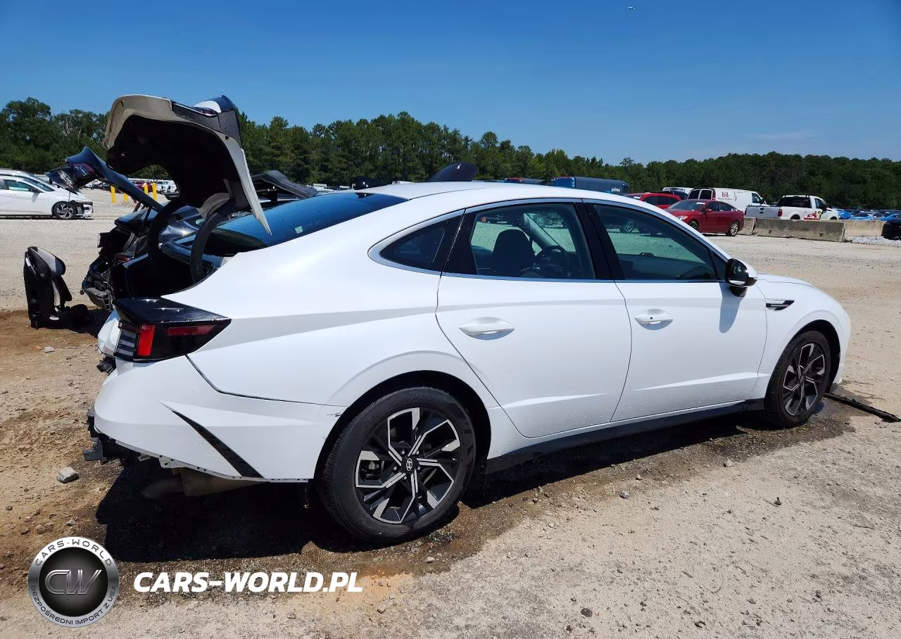 2025 Hyundai Sonata Sel VIN:KMHL64JA4SA450284 - 3