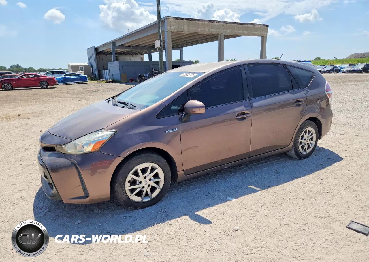 2017 Toyota Prius V Two – zdjęcie 1 z 12
