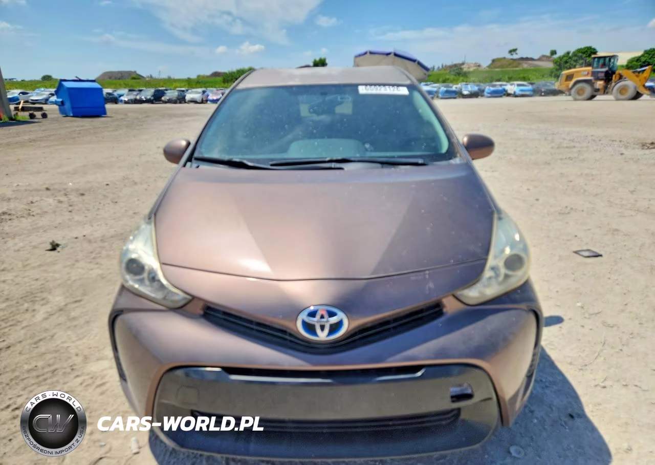 2017 Toyota Prius V Two VIN:JTDZN3EU4HJ056521 - 5