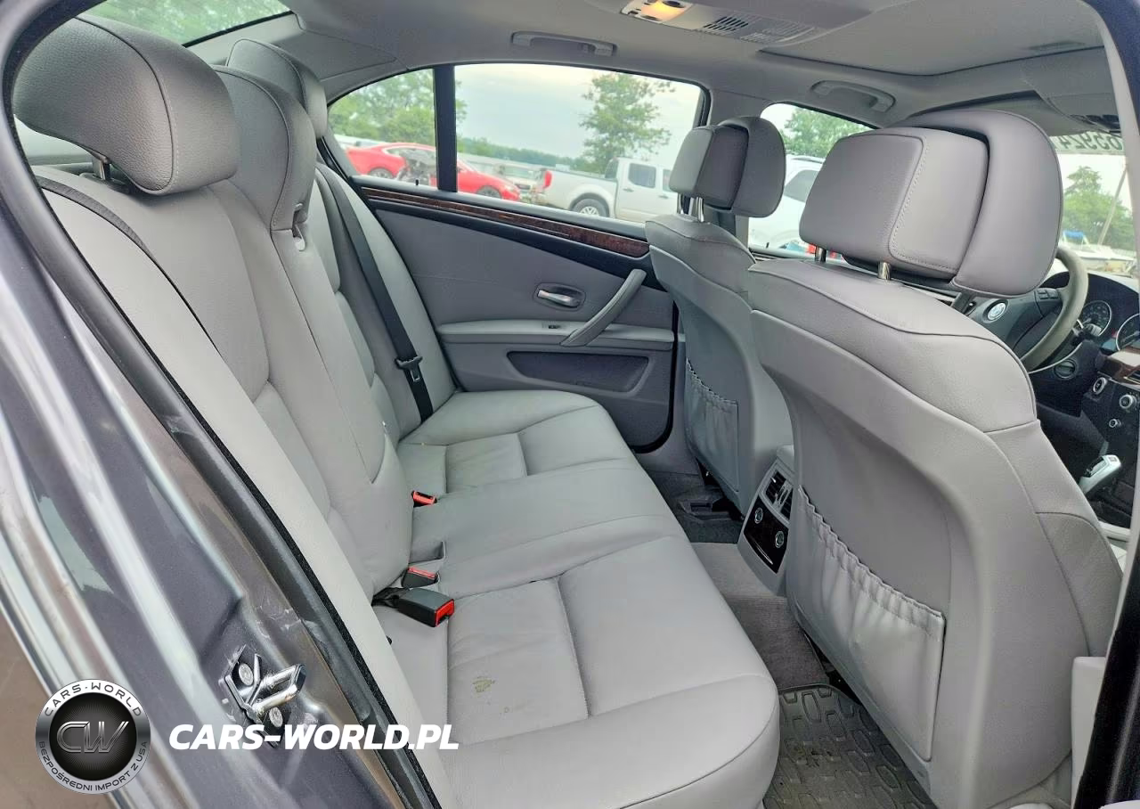 2008 BMW 535 Xi VIN:WBANV935X8CZ69461 - 10