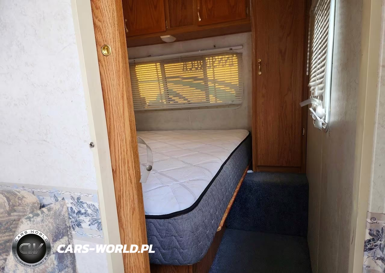 2001 Gulf Stream Innsbruck Camper VIN:1NL1NTP2811044073 - 5