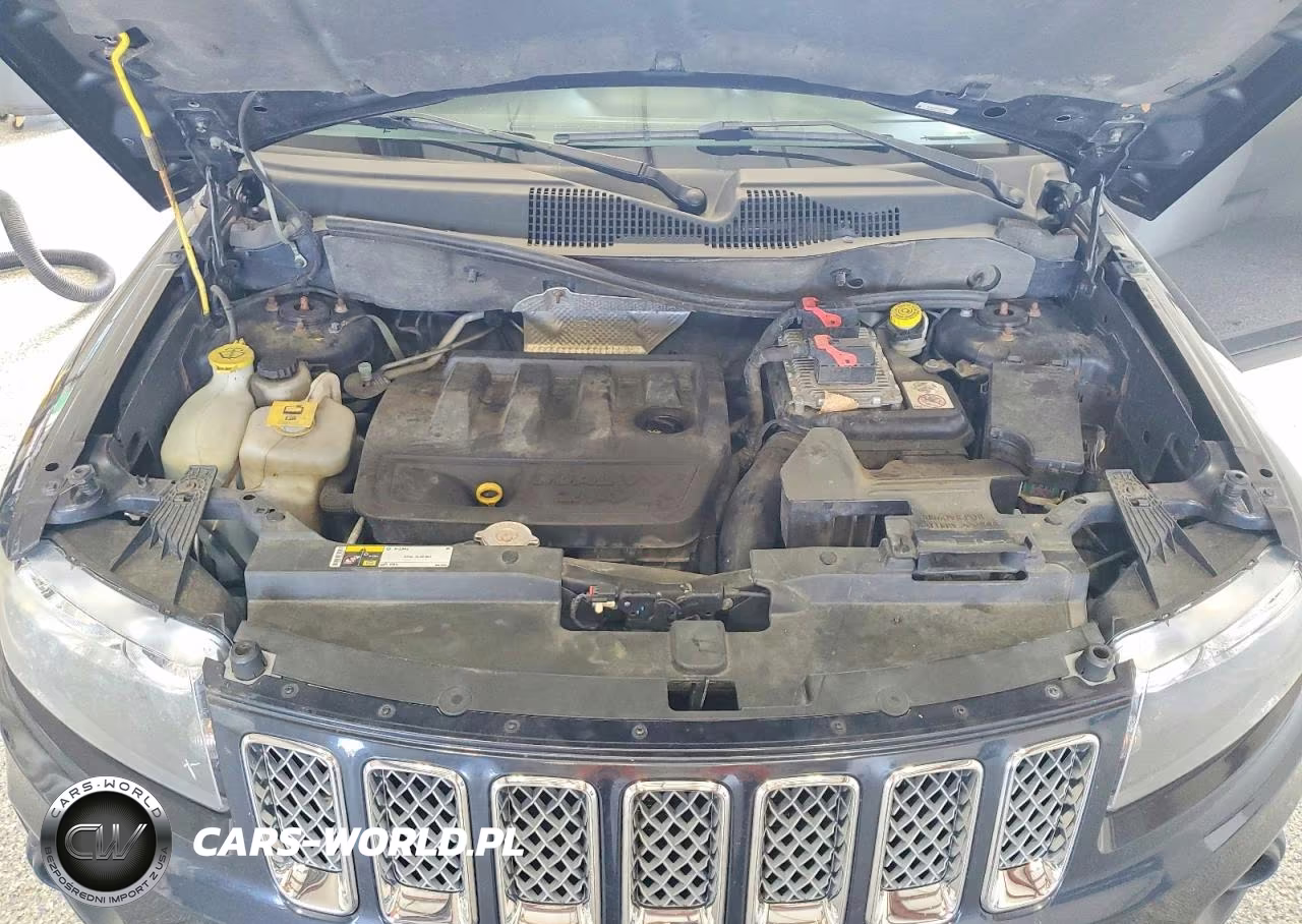 2014 Jeep Compass Latitude VIN:1C4NJDEB5ED623585 - 11