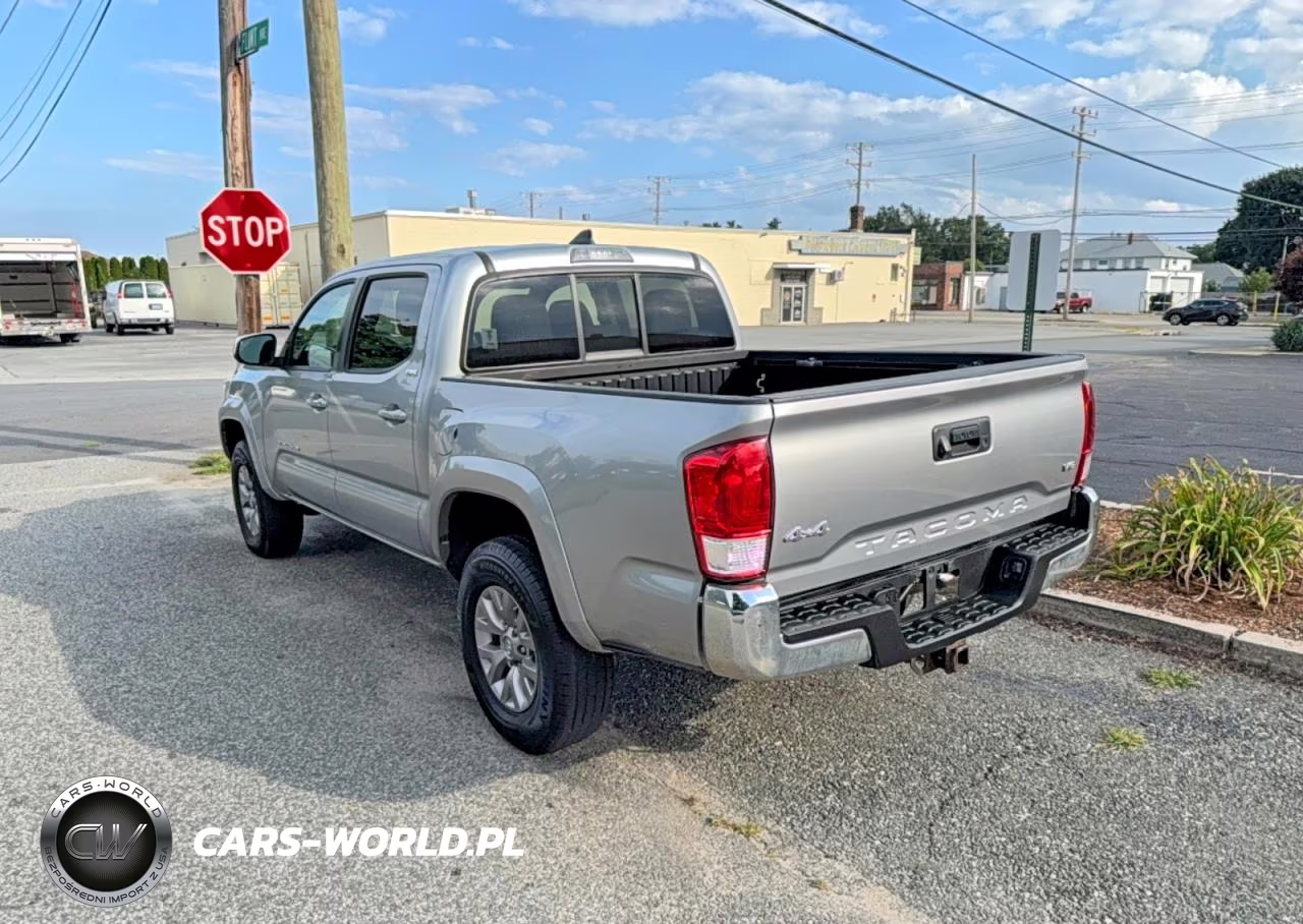 2016 Toyota Tacoma Sr5 V6 VIN:3TMCZ5AN6GM017063 - 3
