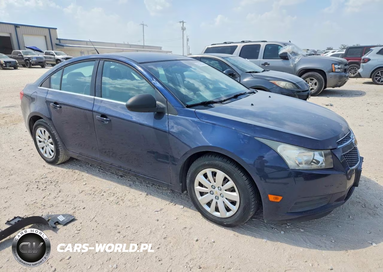 2011 Chevrolet Cruze Ls VIN:1G1PC5SH2B7114509 - 4