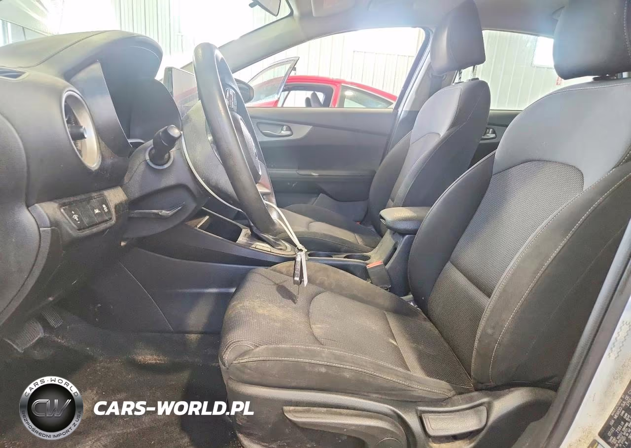 2021 Kia Forte Lxs VIN:3KPF24AD4ME395231 - 7