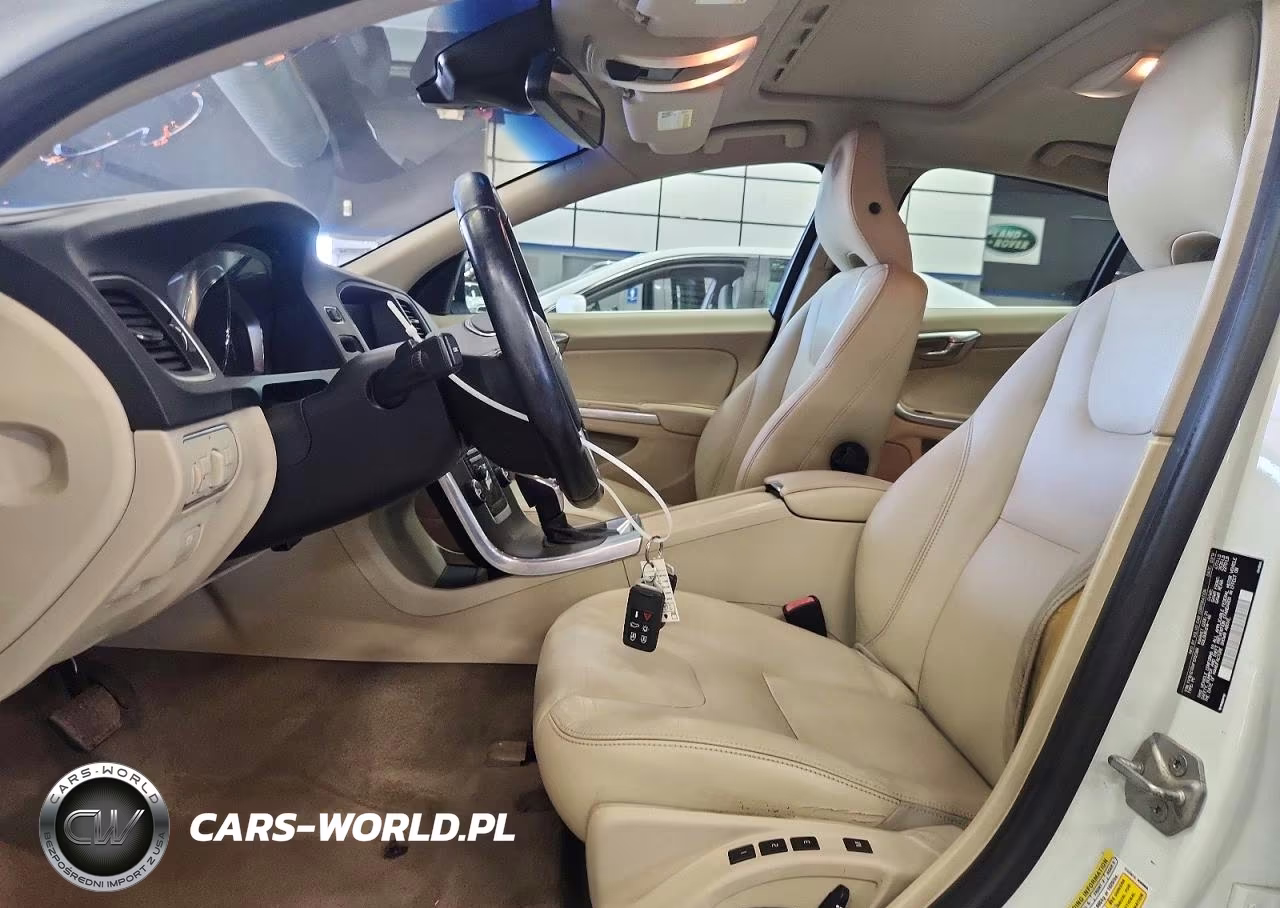 2015 Volvo S60 Premier VIN:YV1612TBXF1312386 - 7
