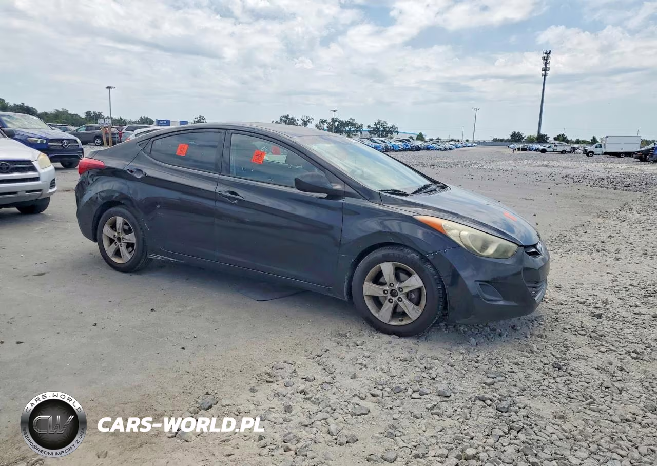 2013 Hyundai Elantra Gls VIN:5NPDH4AE9DH254312 - 4