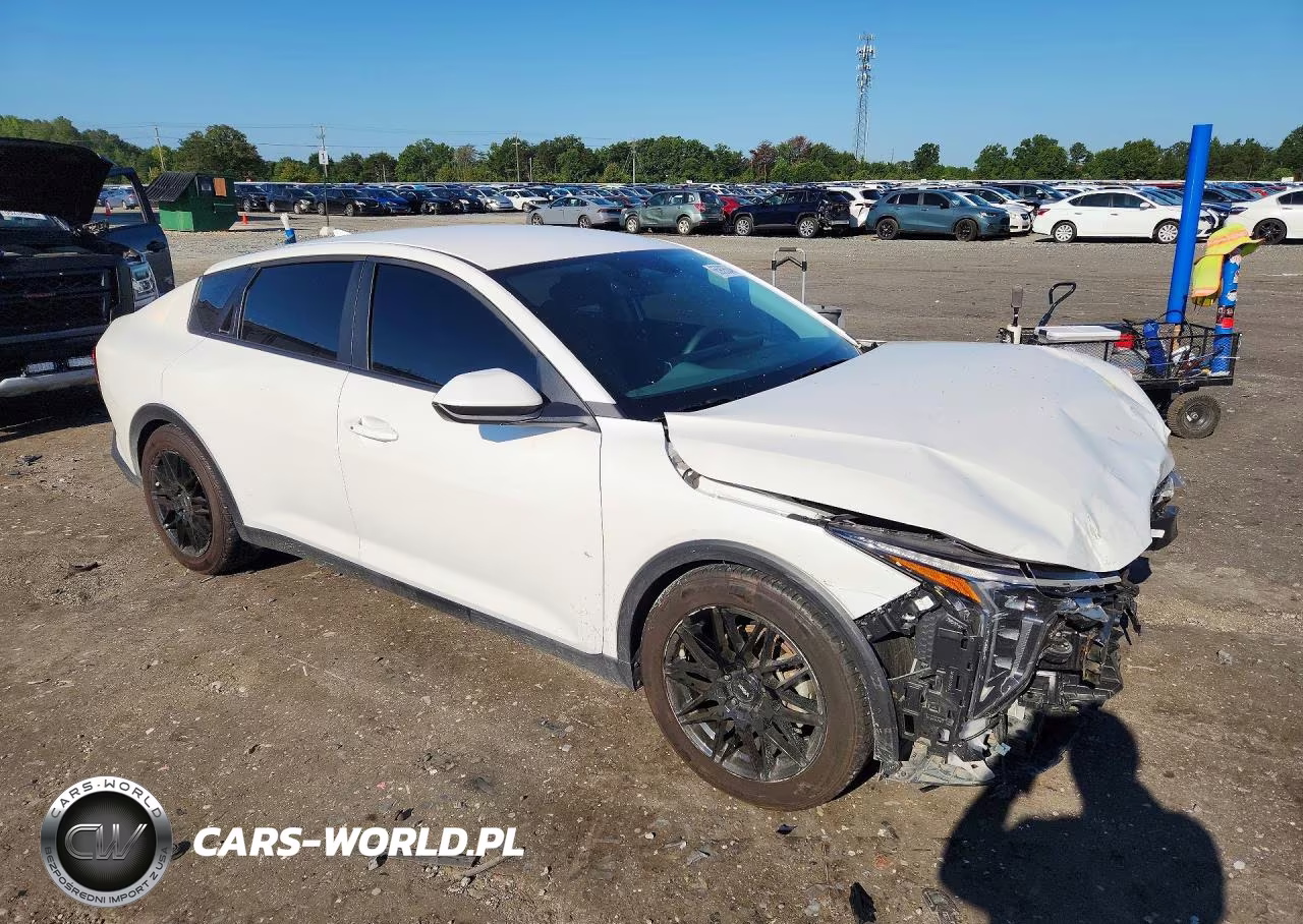 2025 Kia K4 Lx VIN:3KPFT4DE5SE136097 - 4
