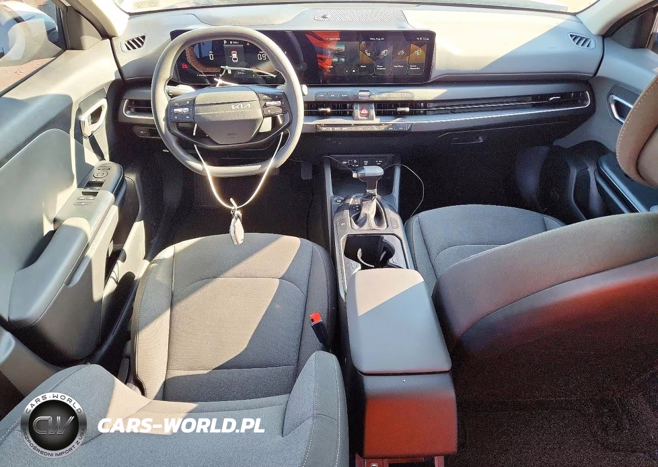 2025 Kia K4 Lx VIN:3KPFT4DE5SE136097 - 8