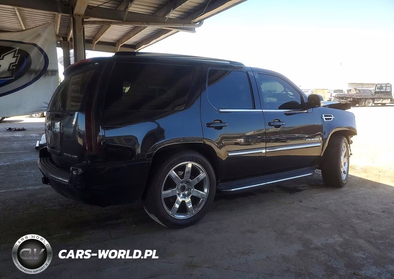 2007 Cadillac Escalade Luxury VIN:1GYEC63827R392755 - 3