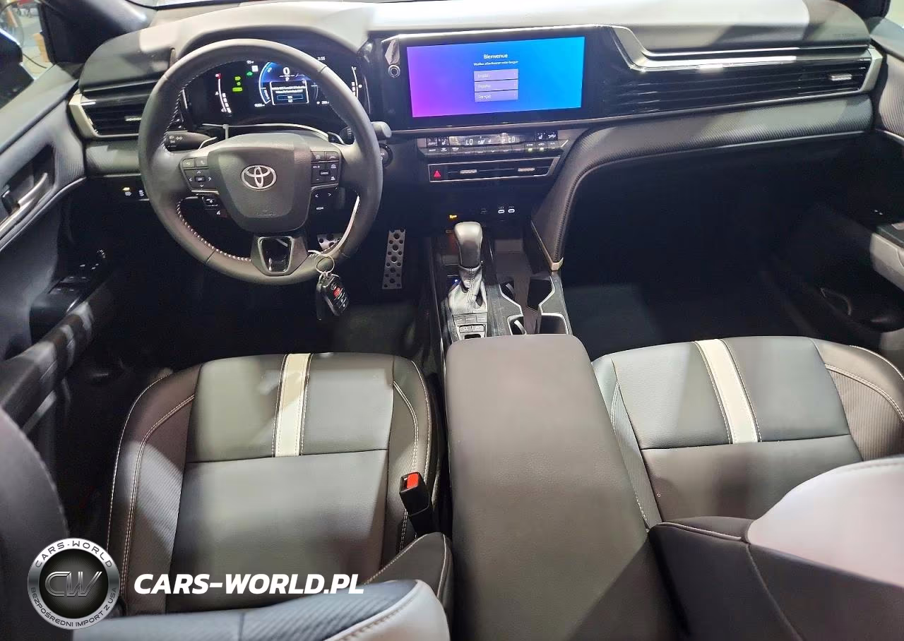 2026 Toyota Camry Se VIN:4T1DAACKXTU715765 - 8