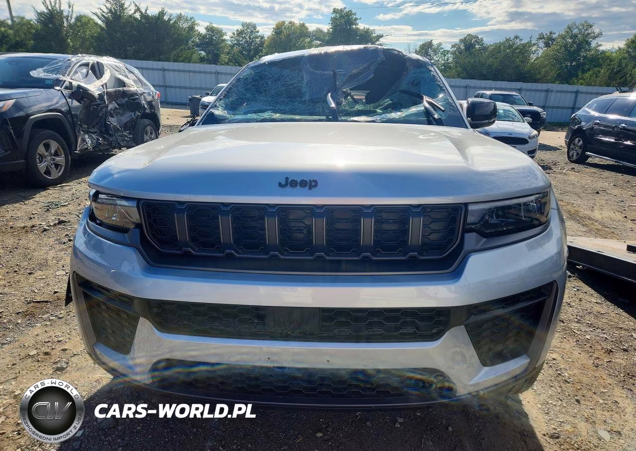2026 Jeep Grand Cherokee Base VIN:1C4RJHARXTC208518 - 5
