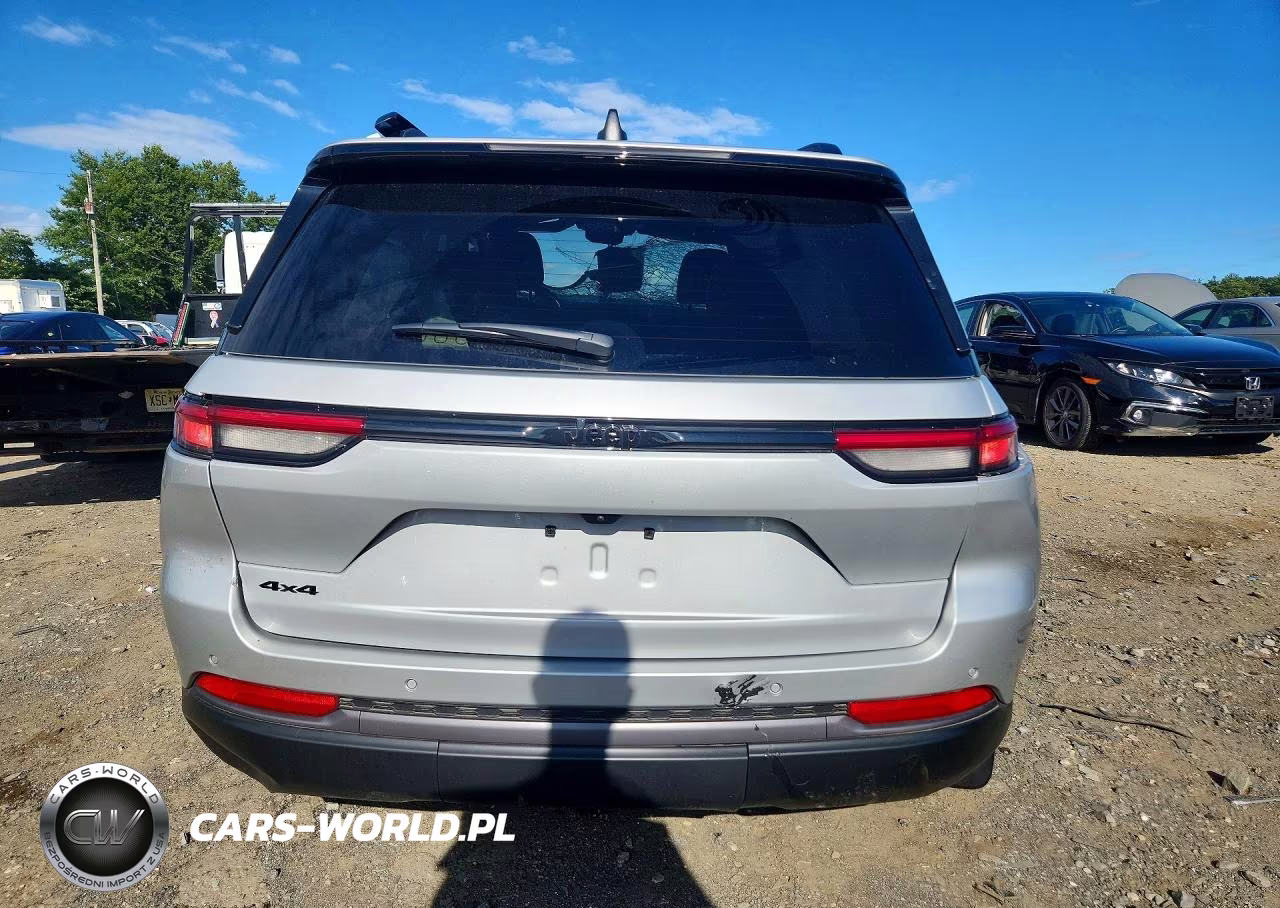 2026 Jeep Grand Cherokee Base VIN:1C4RJHARXTC208518 - 6