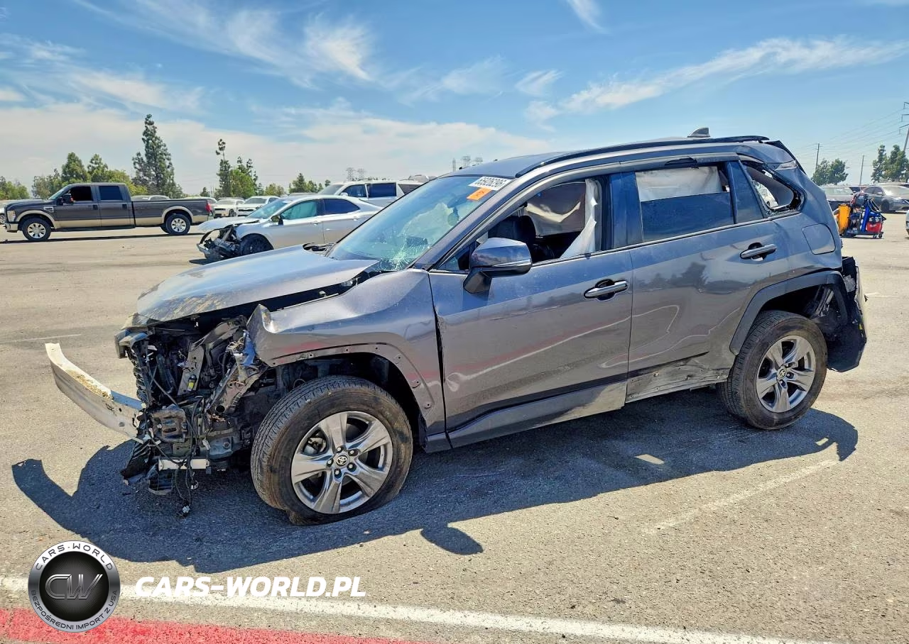 2022 Toyota Rav4 Xle – zdjęcie 1 z 13