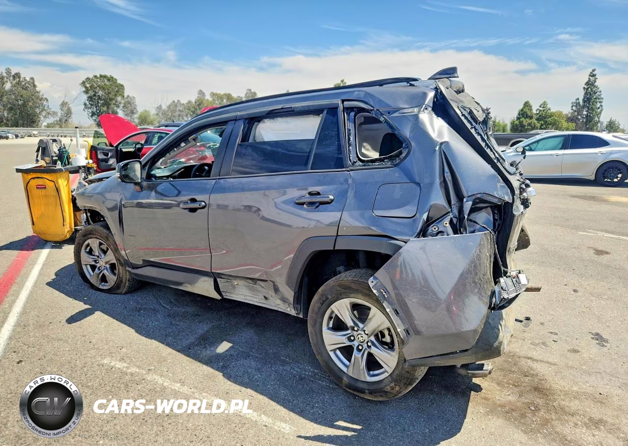 2022 Toyota Rav4 Xle VIN:2T3W1RFV4NC178898 - 2