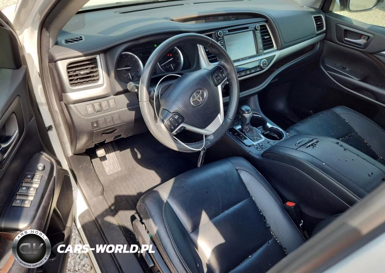 2019 Toyota Highlander Xle VIN:5TDKZRFH0KS569849 - 8