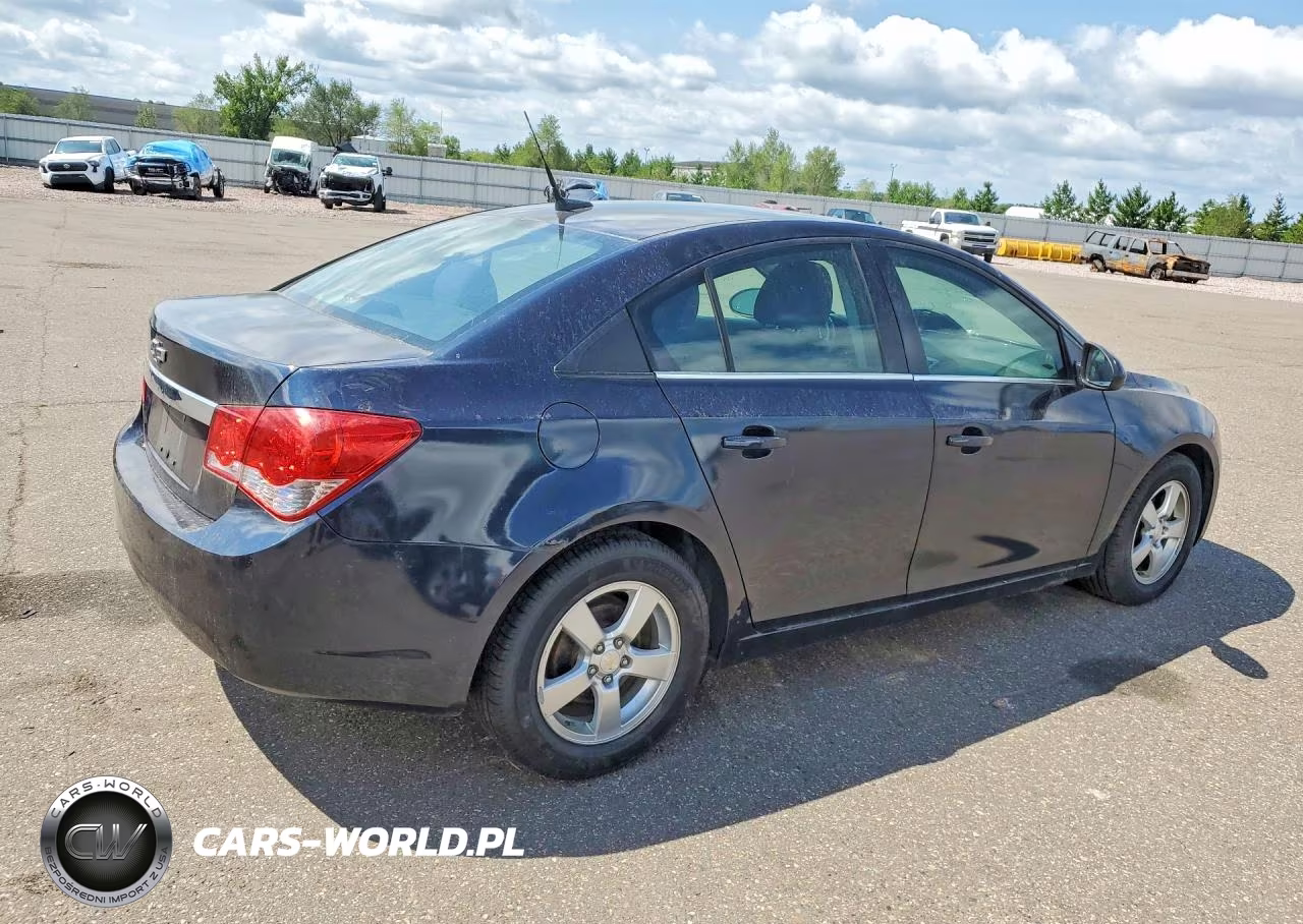 2014 Chevrolet Cruze Lt VIN:1G1PC5SB0E7360197 - 3