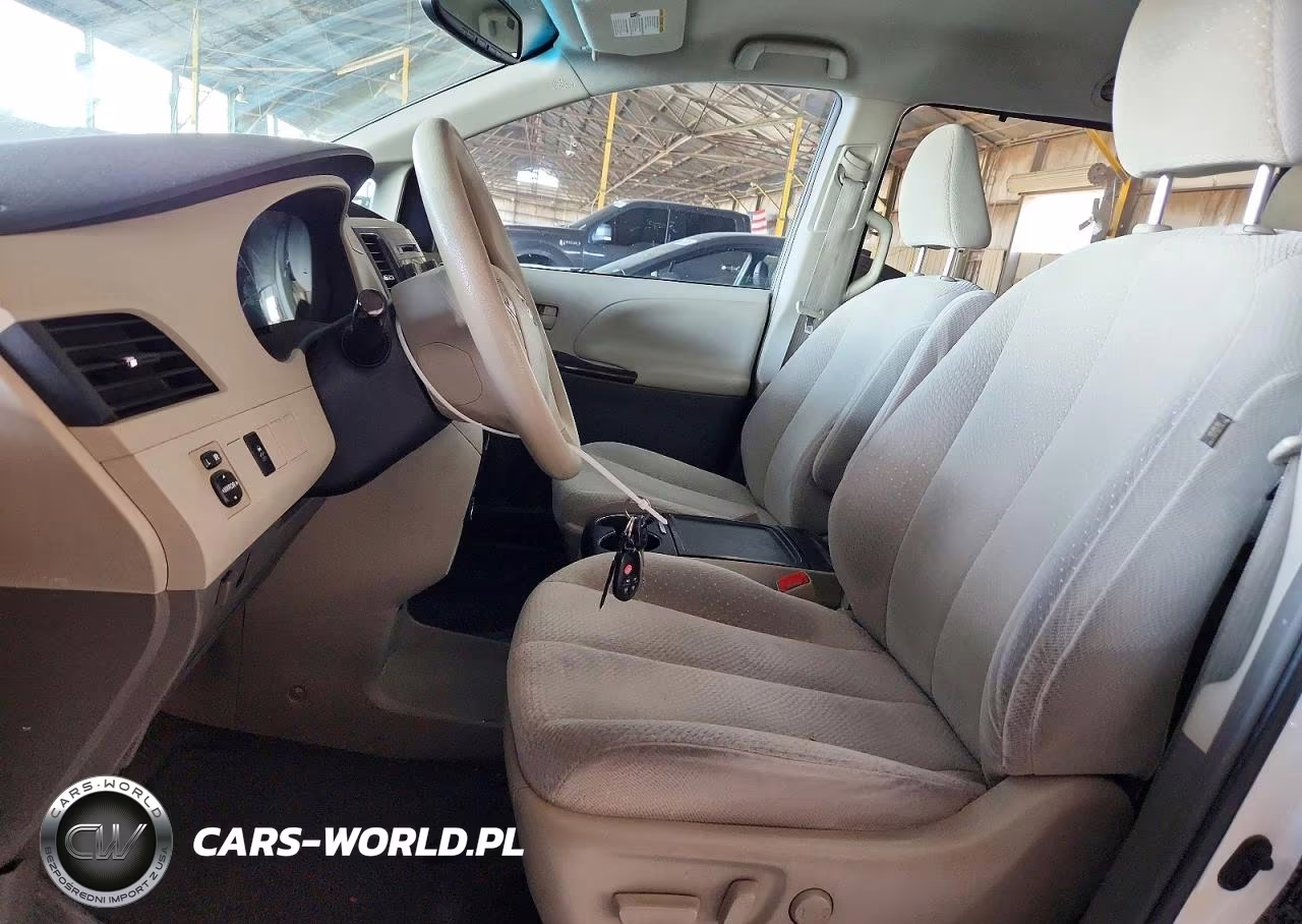 2014 Toyota Sienna Le VIN:5TDKK3DC9ES526947 - 7