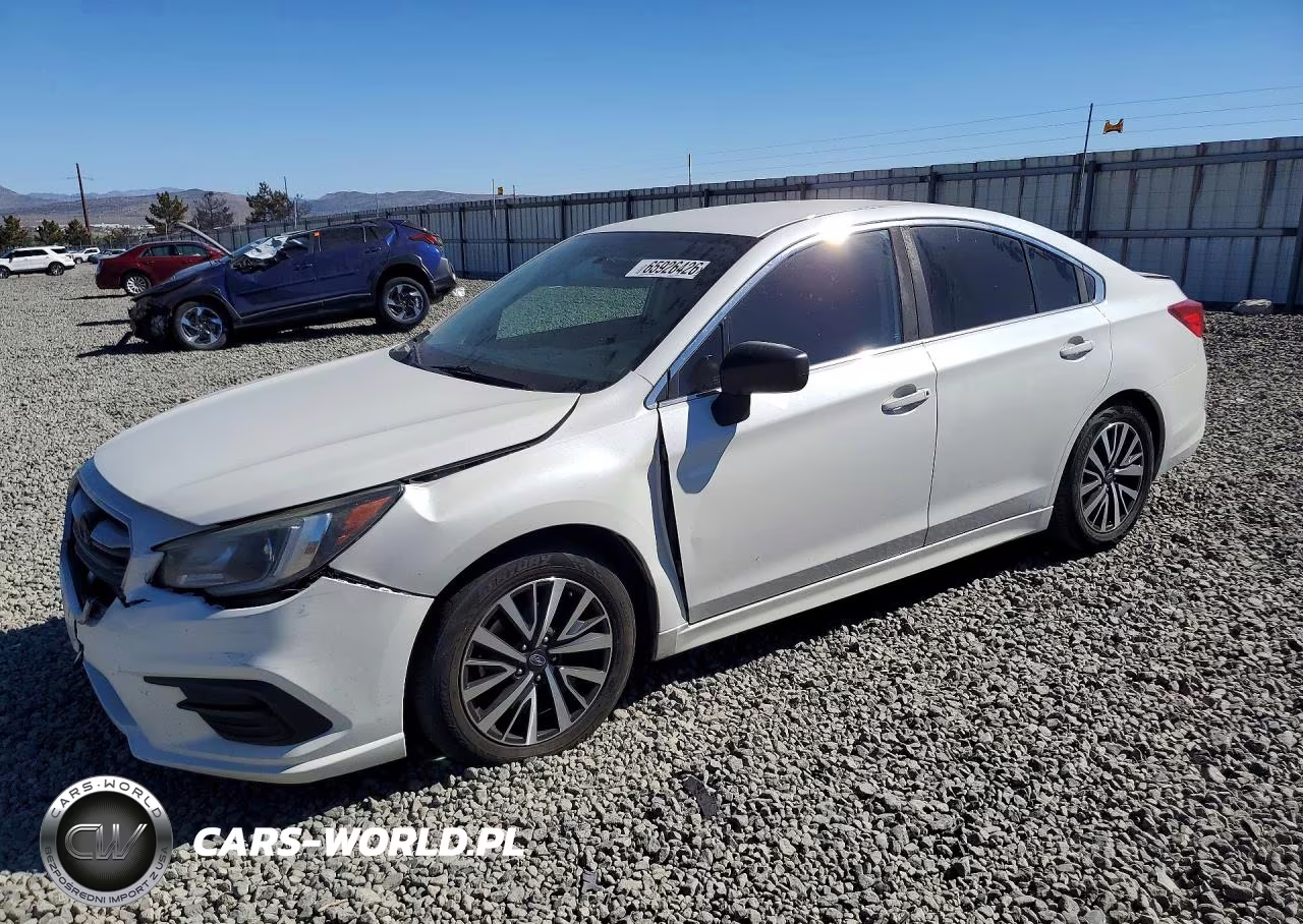 2018 Subaru Legacy 2.5I VIN:4S3BNAB63J3029039 - 1