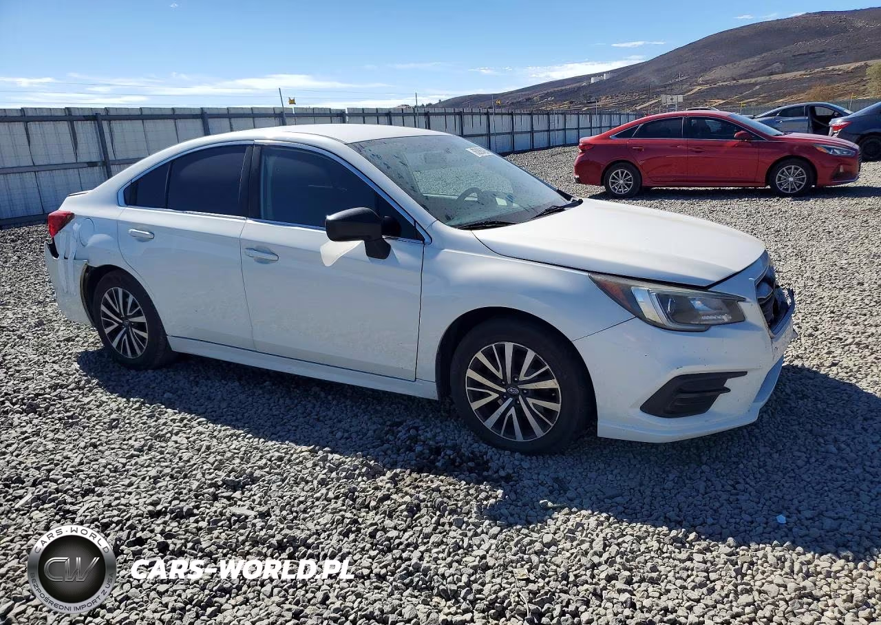 2018 Subaru Legacy 2.5I VIN:4S3BNAB63J3029039 - 4