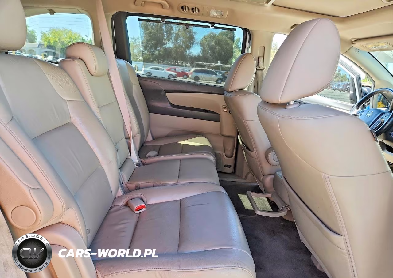 2012 Honda Odyssey Touring VIN:5FNRL5H99CB112722 - 11