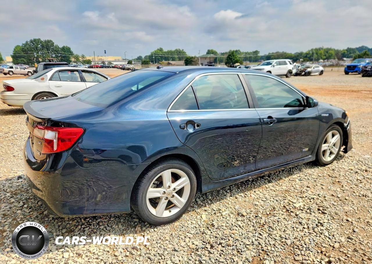 2014 Toyota Camry Hybrid Se VIN:4T1BD1FK7EU137069 - 3