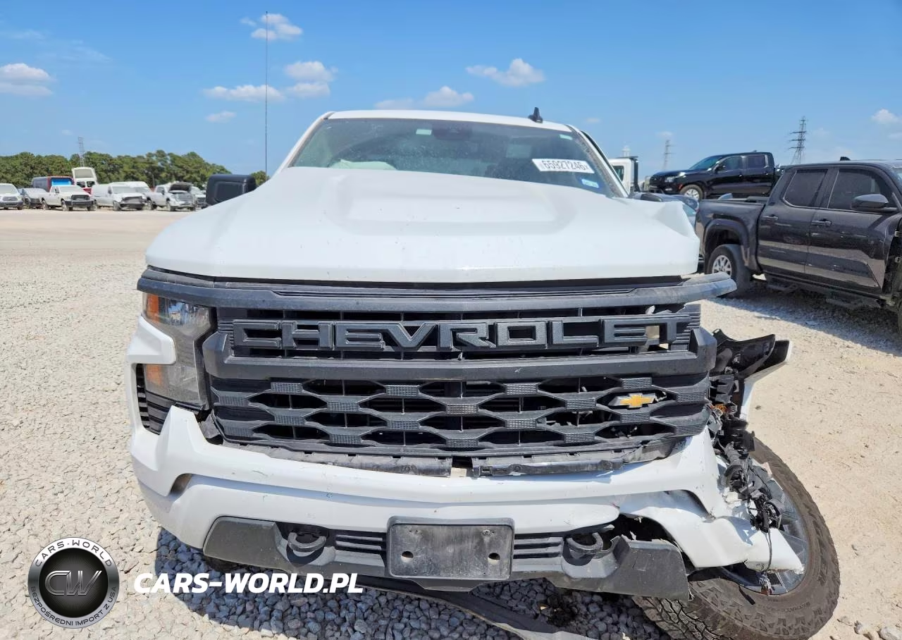 2022 Chevrolet Silverado K1500 Custom VIN:1GCPDBEK2NZ528506 - 5