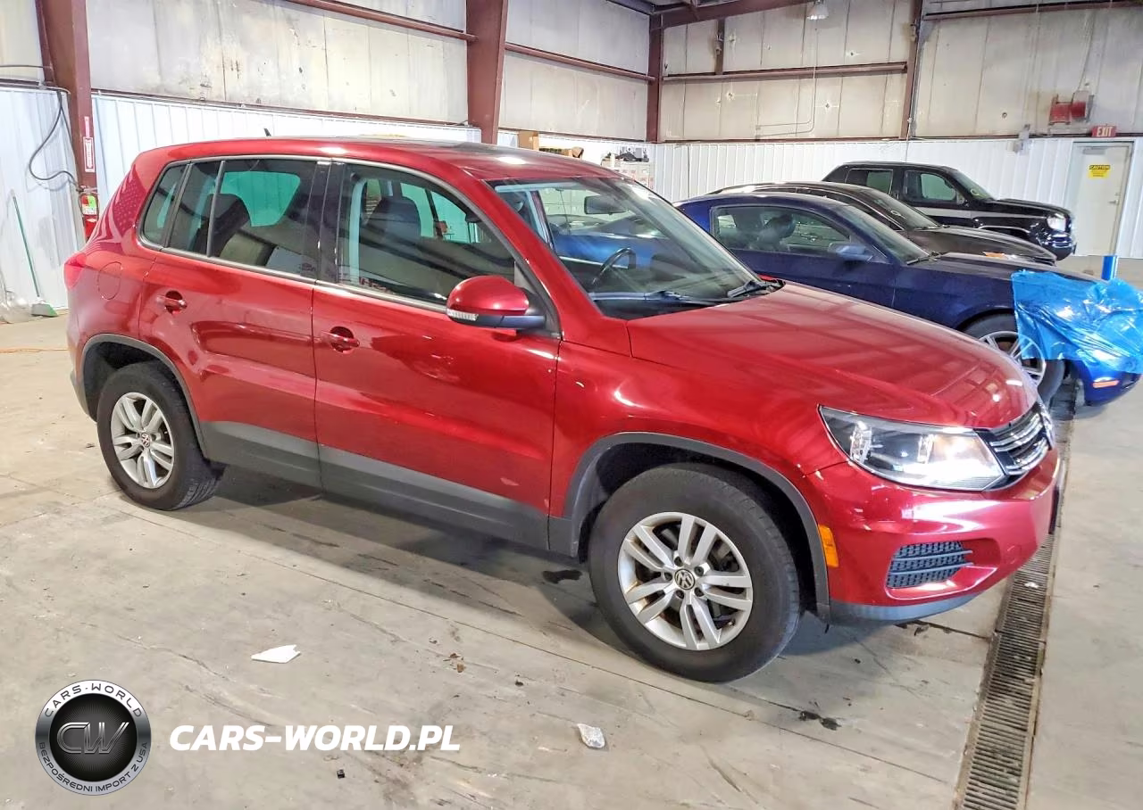 2013 Volkswagen Tiguan S VIN:WVGBV3AXXDW067145 - 4