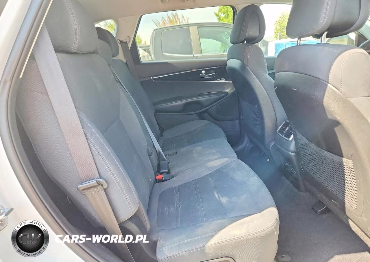 2017 Kia Sorento Lx V6 VIN:5XYPGDA53HG190264 - 11