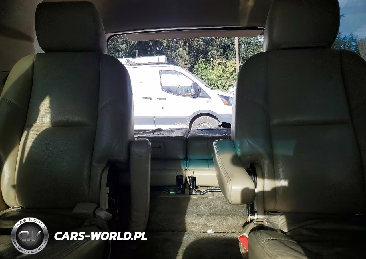 2011 Cadillac Escalade VIN:1GYS4AEFXBR139965 - 10