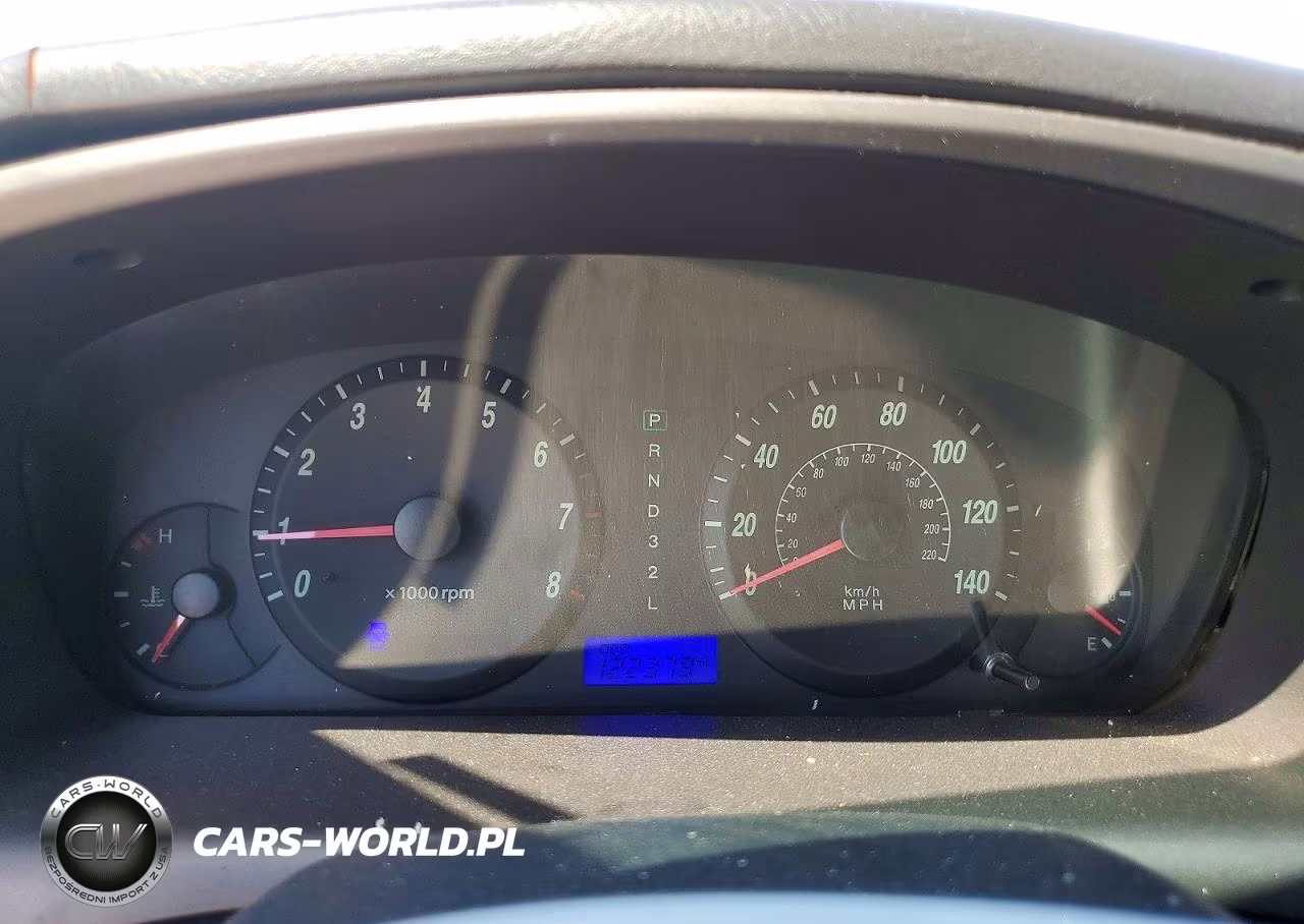 2005 Hyundai Elantra Gls VIN:KMHDN46DX5U162377 - 9