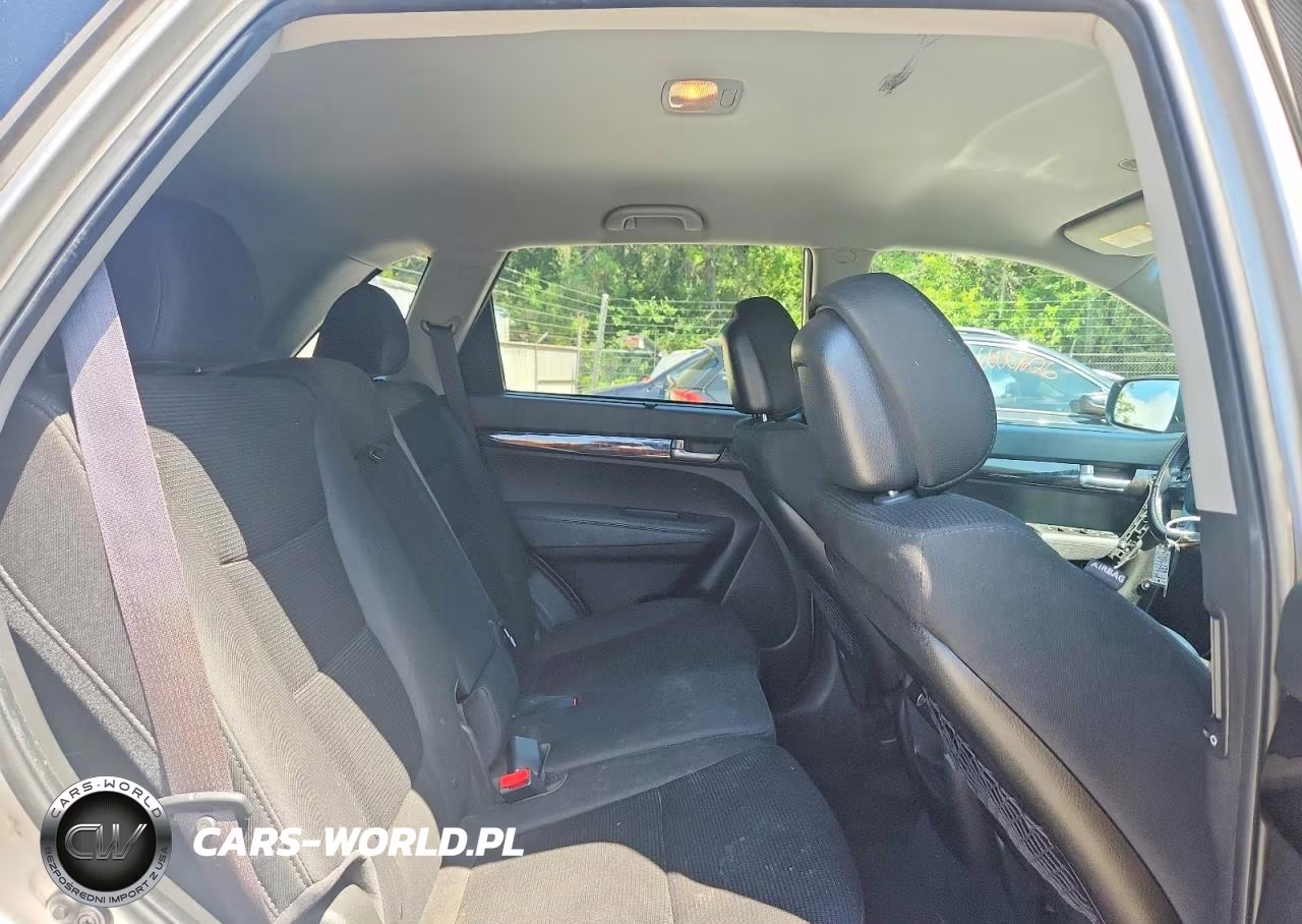 2014 Kia Sorento Lx VIN:5XYKT4A6XEG435765 - 11