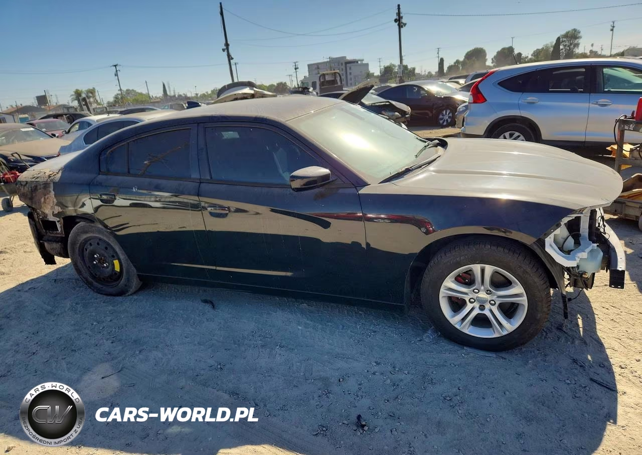2016 Dodge Charger Sxt VIN:2C3CDXHG7GH241138 - 4
