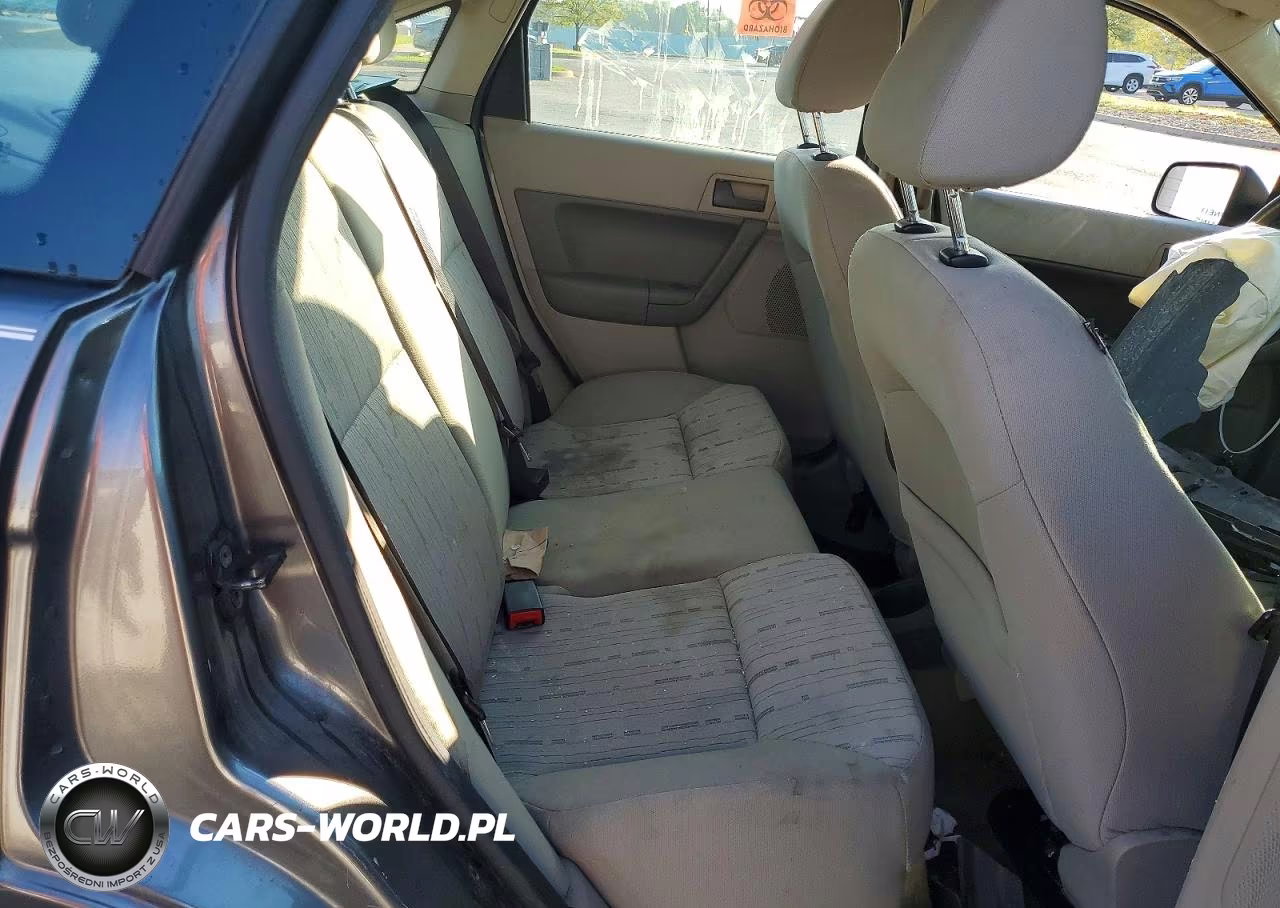 2011 Ford Focus Se VIN:1FAHP3FN0BW162462 - 10