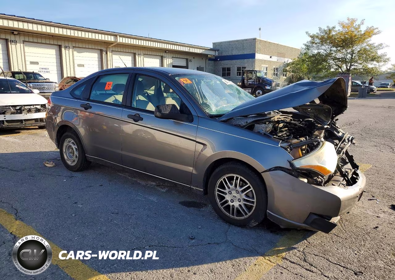 2011 Ford Focus Se VIN:1FAHP3FN0BW162462 - 4